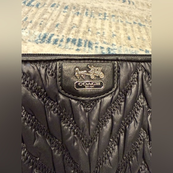 Coach Madison Black Quilted Wristlet Silver Hardware Like New